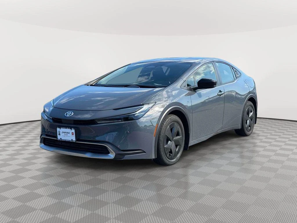 Used 2026 Guardian Gray Toyota SE image 3