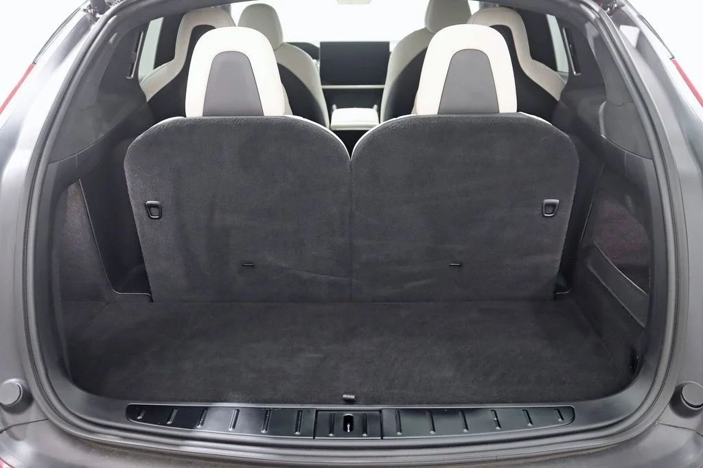 Used 2022 Red Tesla Plaid image 38