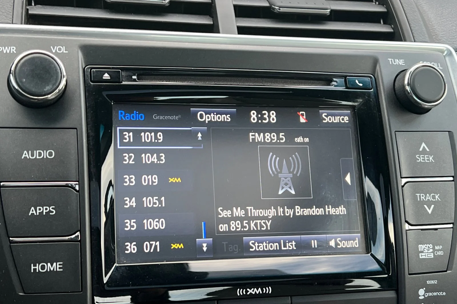 Used 2017 Celestial Silver Toyota Hybrid XLE image 18