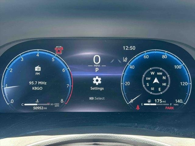 Certified Used 2024 RUBY FLARE PEARL Toyota  image 28