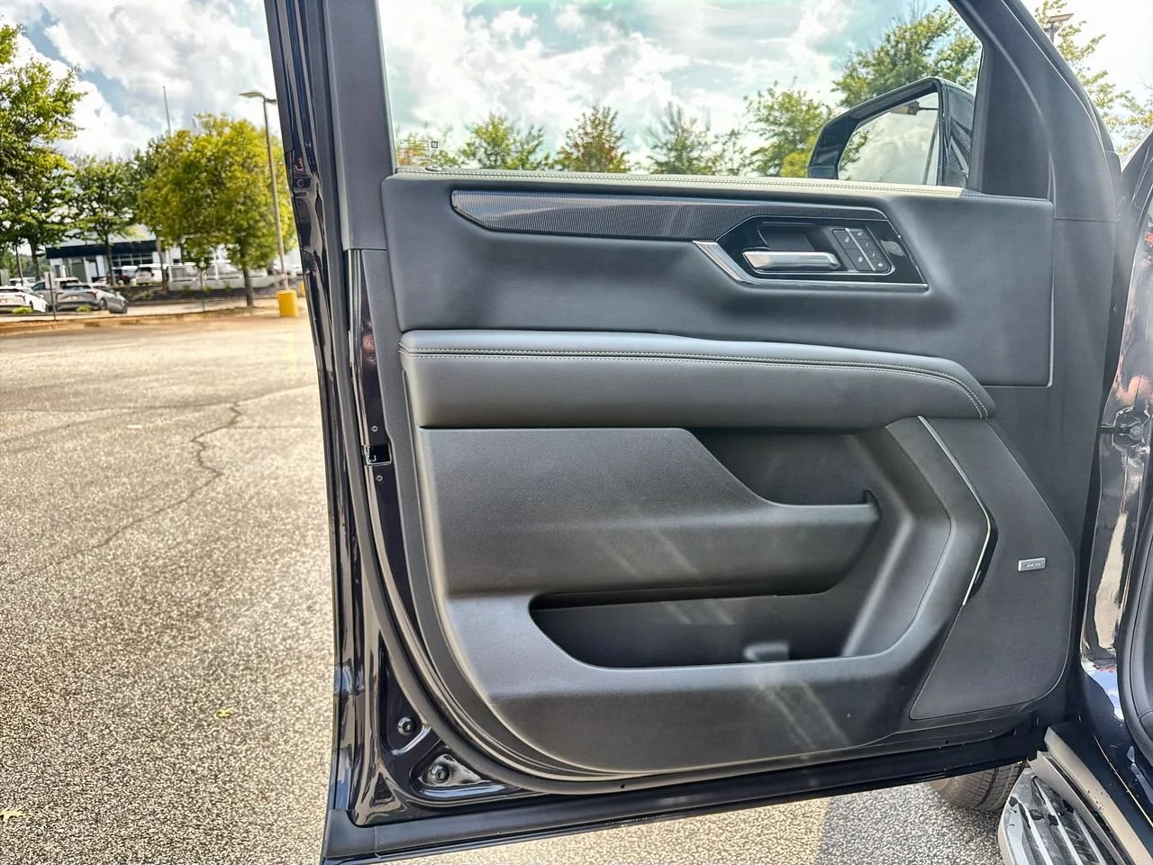 New 2026 Titanium Rush Metallic GMC Elevation image 18