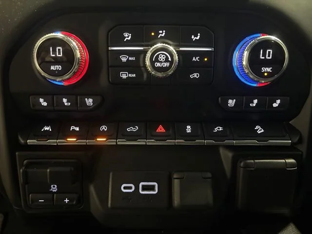 Used 2021 Pacific Blue Metallic GMC SLT image 21