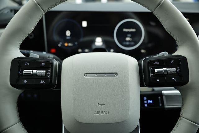2026 Hyundai Santa Fe Limited - Photo 12