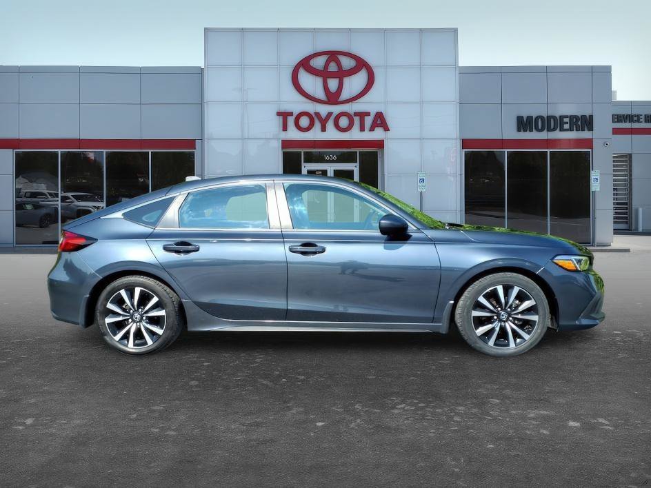 Used 2024 Gray Metallic Honda EX-L image 7