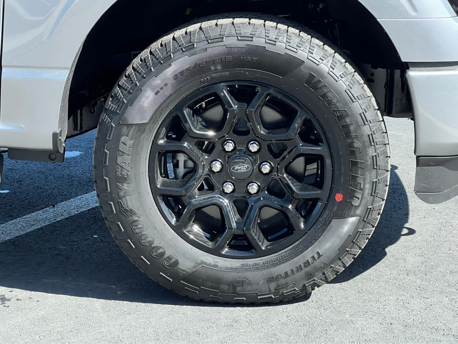 New 2026 Iconic Silver Metallic Ford XLT image 16