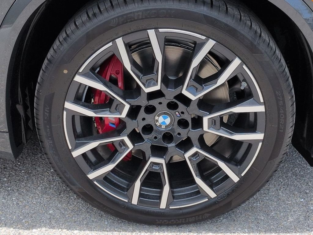 New 2026 Dravit Grey Metallic BMW xDrive50e image 11