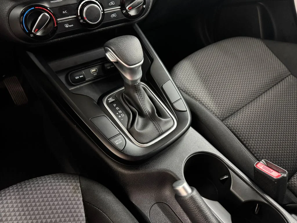 Used 2025 Black Kia LX image 25