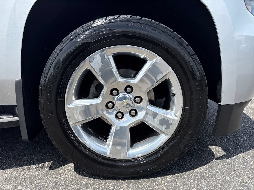 Used 2016 SILVER ICE METALLIC Chevrolet LS image 11