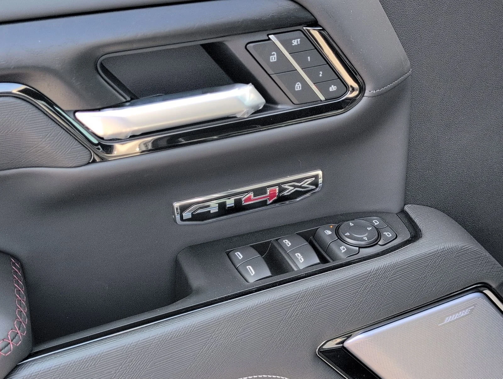 2026 GMC Sierra 1500 AT4X - Photo 16