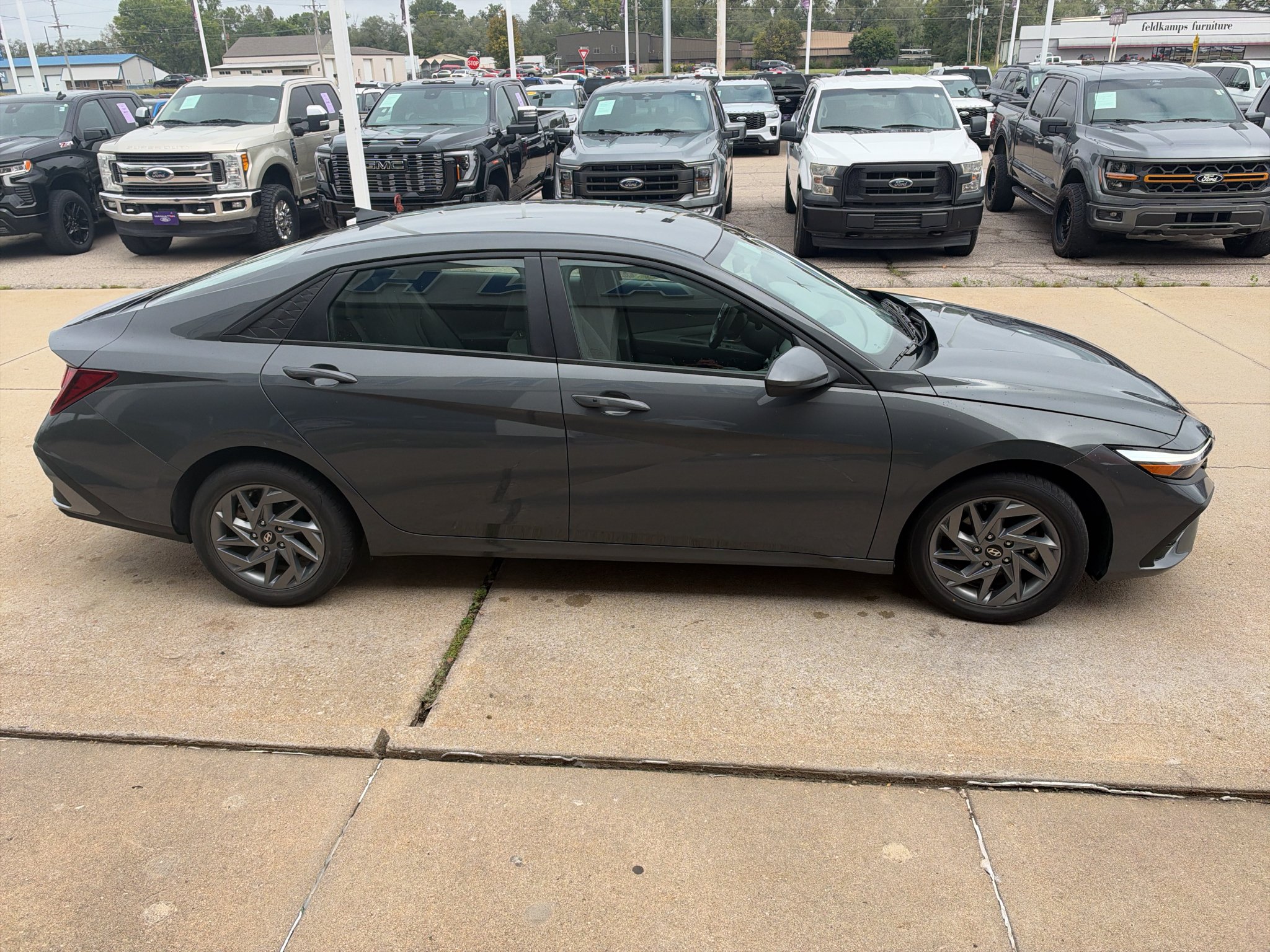 Used 2024 Ecotronic Gray Hyundai SEL image 5