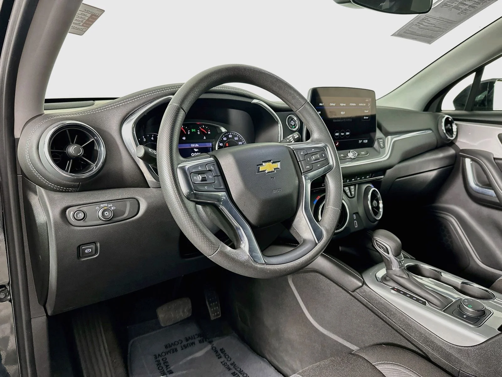 Used 2023 Black Chevrolet LT image 10