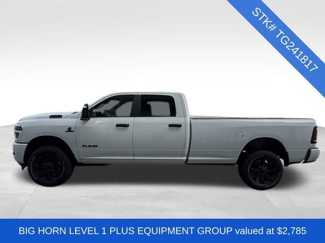 New 2026 Bright White Clear-Coat Exterior Paint RAM Big Horn image 4