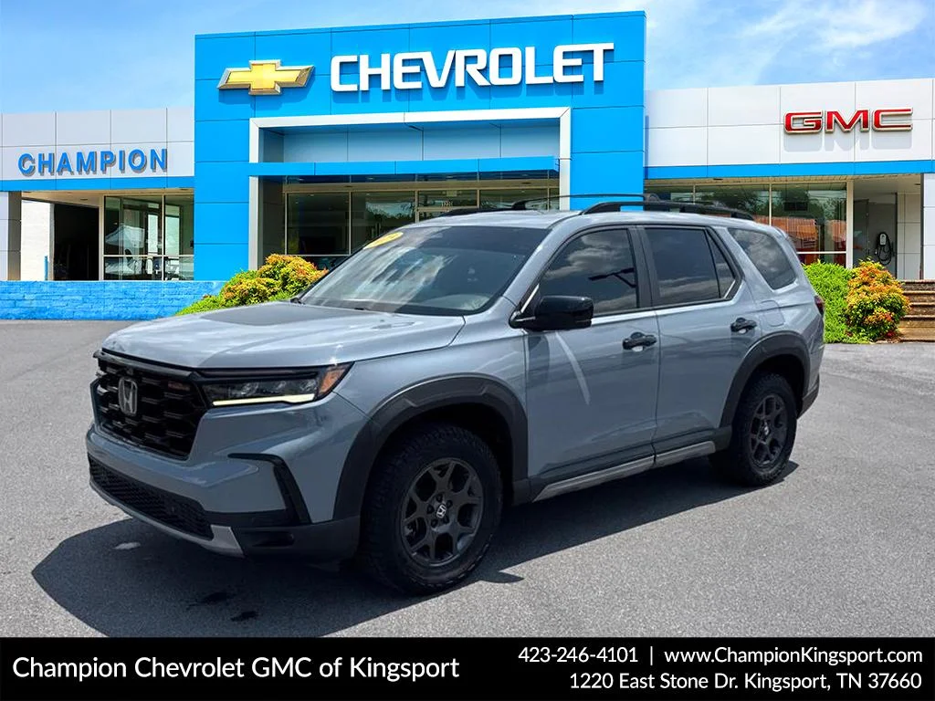 Used 2023 Blue Honda TrailSport image 1