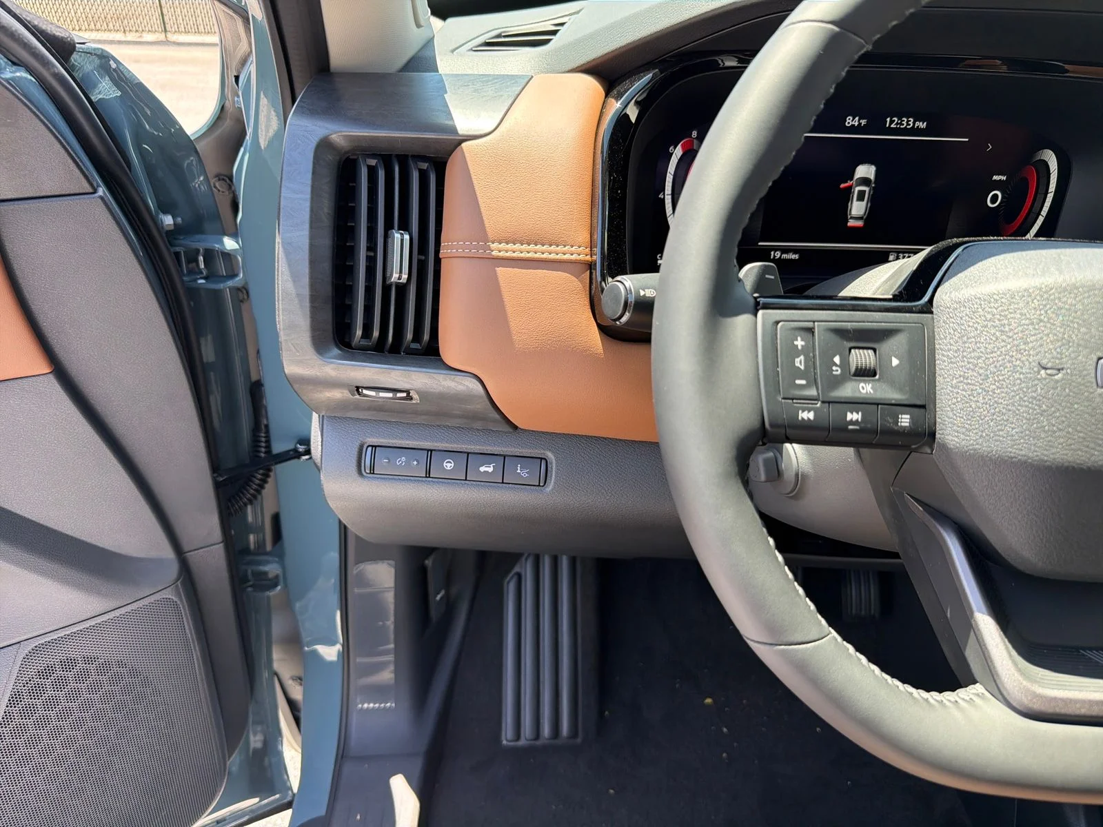 New 2026 Nissan Pathfinder Platinum 4D Sport Utility