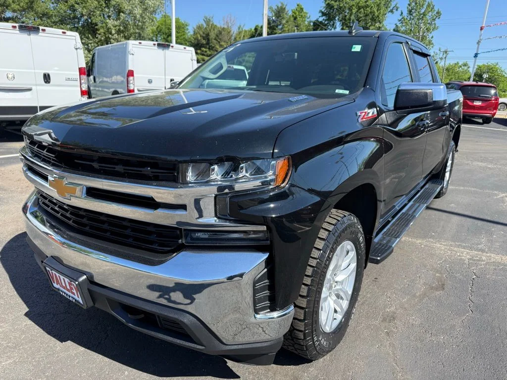 Used 2020 Black Chevrolet LT image 2