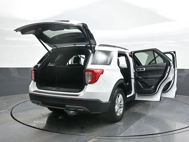 Used 2020 White Ford XLT image 29