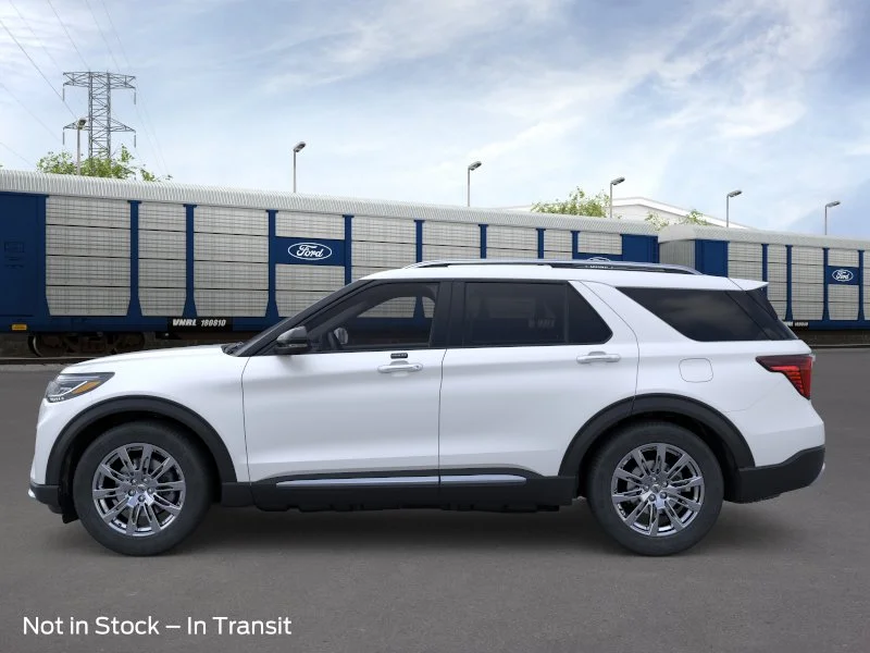 New 2026 Star White Metallic Tri-Coat Ford Platinum™ image 26