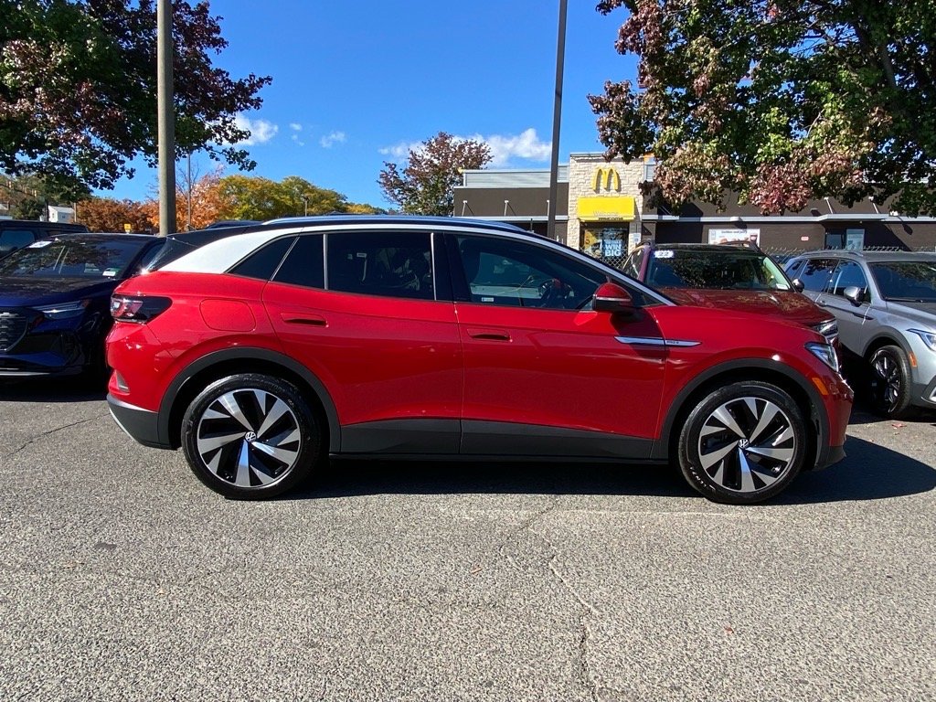 Certified 2022 Volkswagen ID.4 PRO S with VIN WVGKMPE26NP074694 for sale in Alexandria, VA