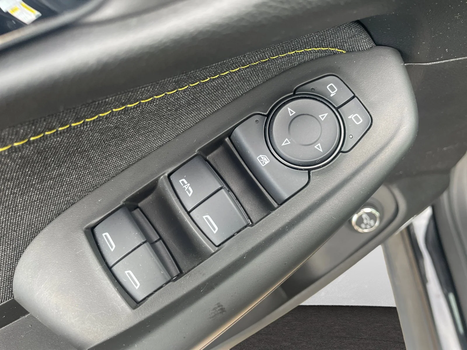 Used 2025 Black Chevrolet ACTIV AWD image 15