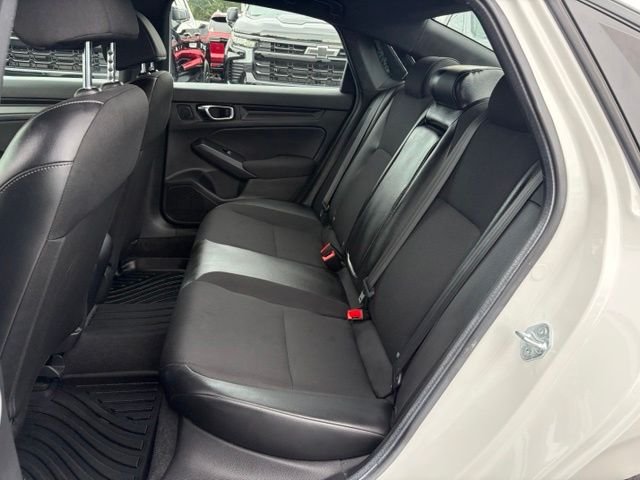 Used 2025  Honda Sport image 15