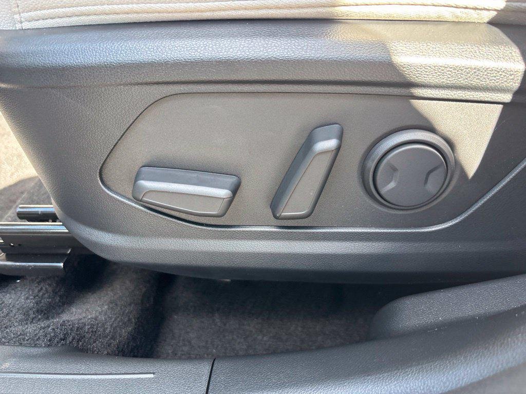 New 2026 Silver Hyundai SEL Plus FWD image 13