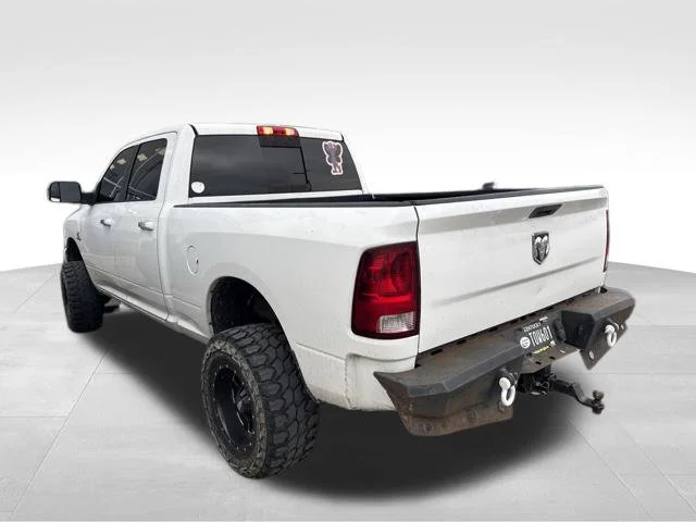 Used 2017 White Ram SLT image 6