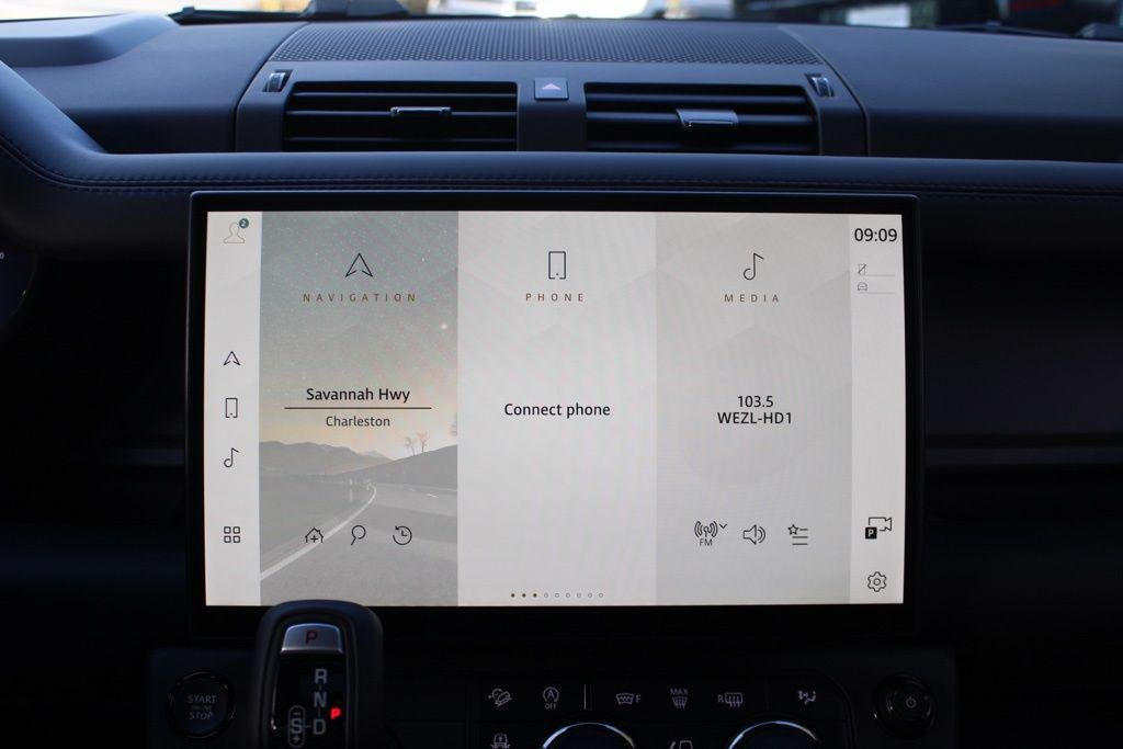 2026 Land Rover Defender OCTA - Photo 35