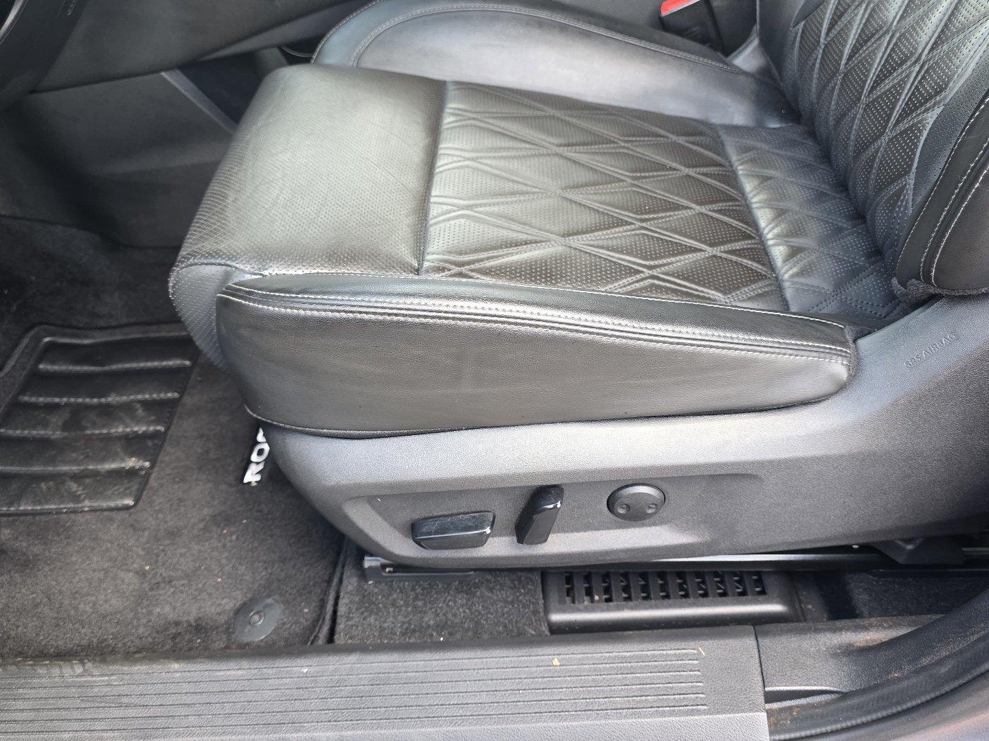 Used 2023 Gun Metallic Nissan Platinum image 24