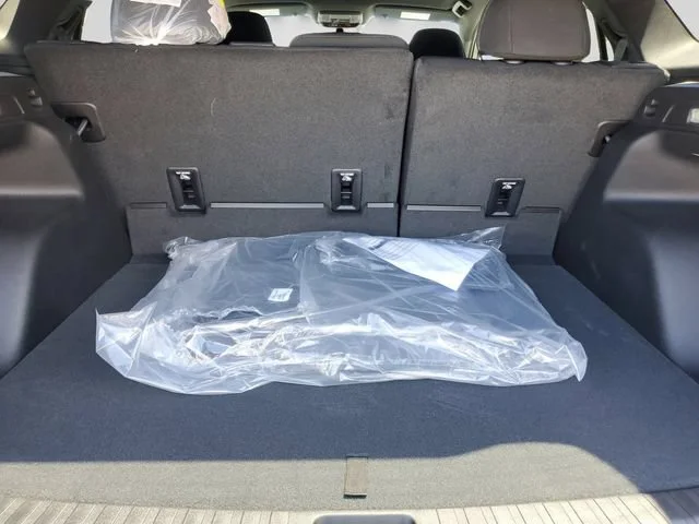 New 2025 Sterling Gray Metallic Chevrolet LT image 28