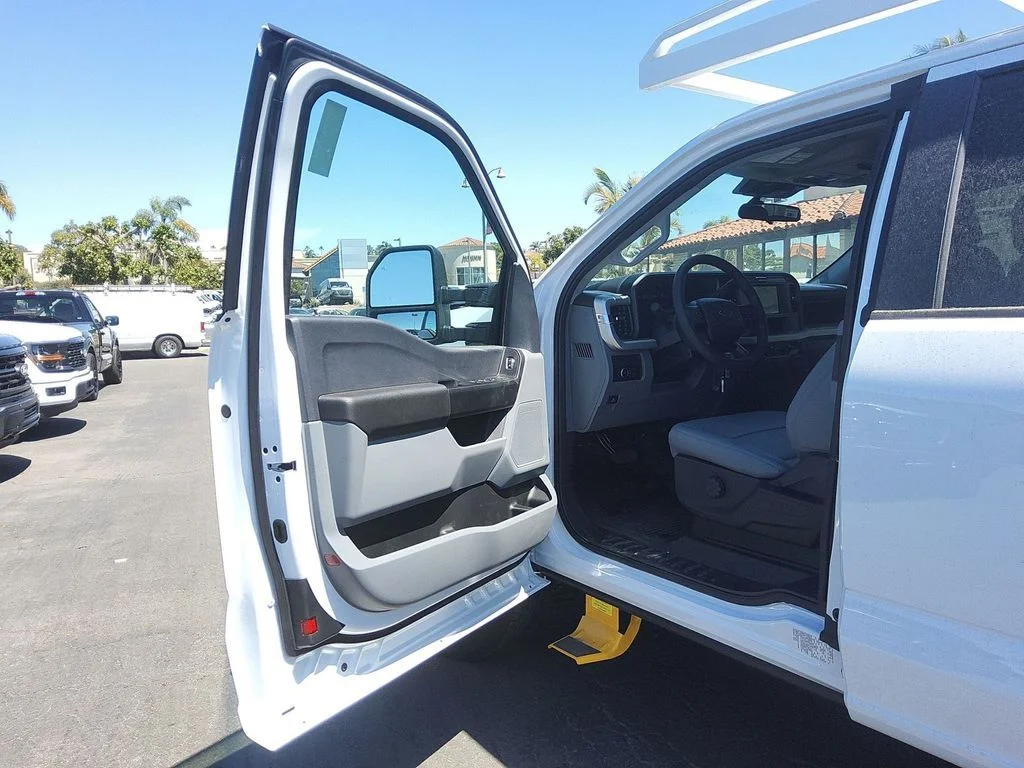 New 2026 White Ford XL image 5