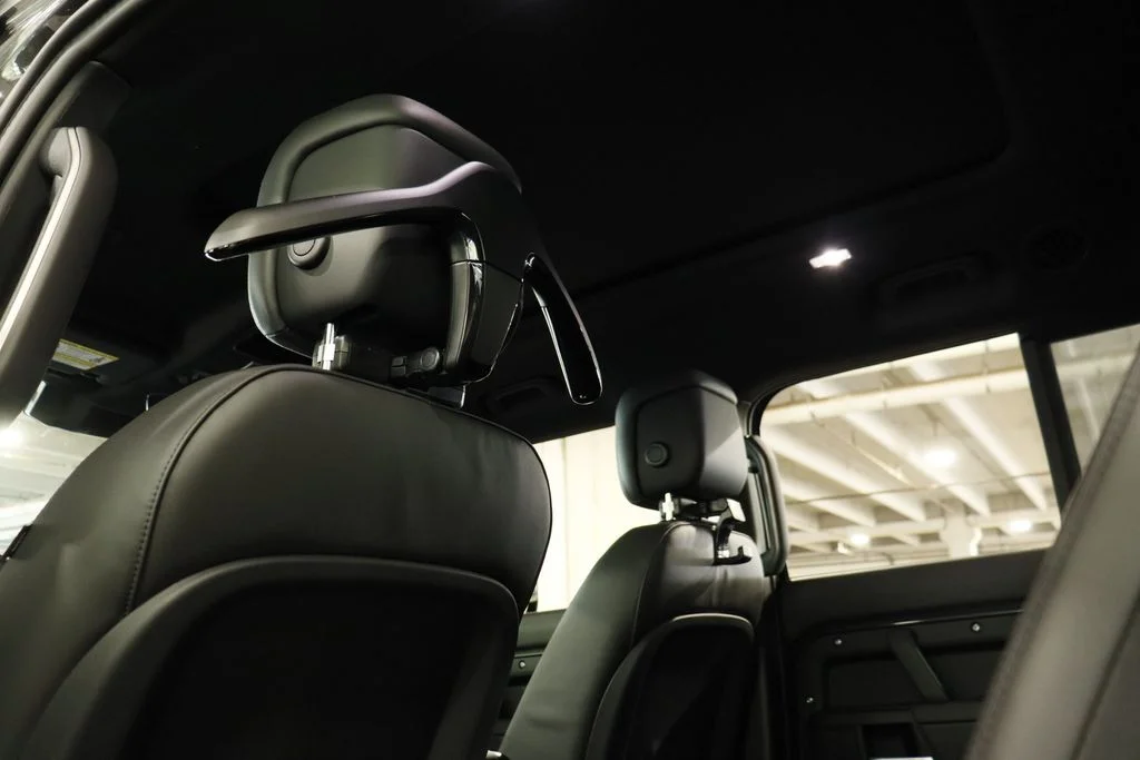 New 2026 Carpathian Grey Land Rover X-Dynamic SE image 18