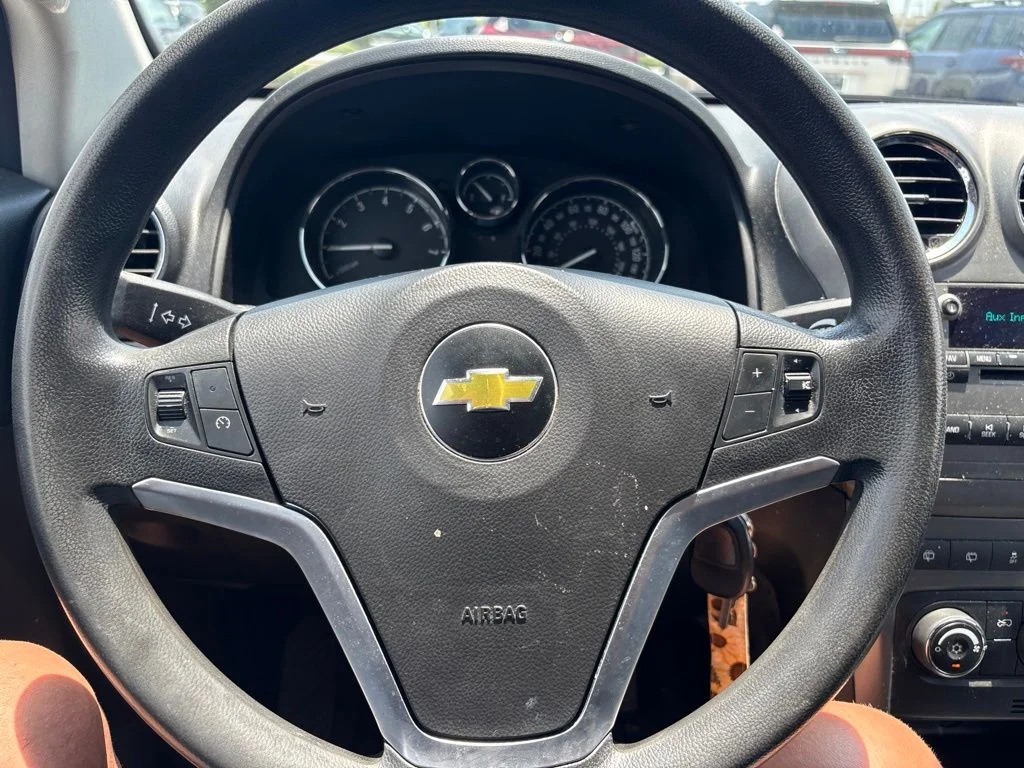Used 2013 White Chevrolet 1LS image 2