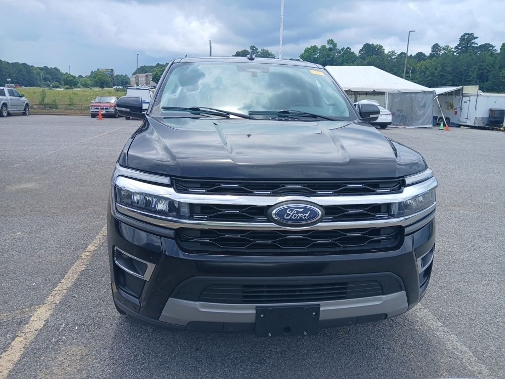 2024 Ford Expedition Limited's photo