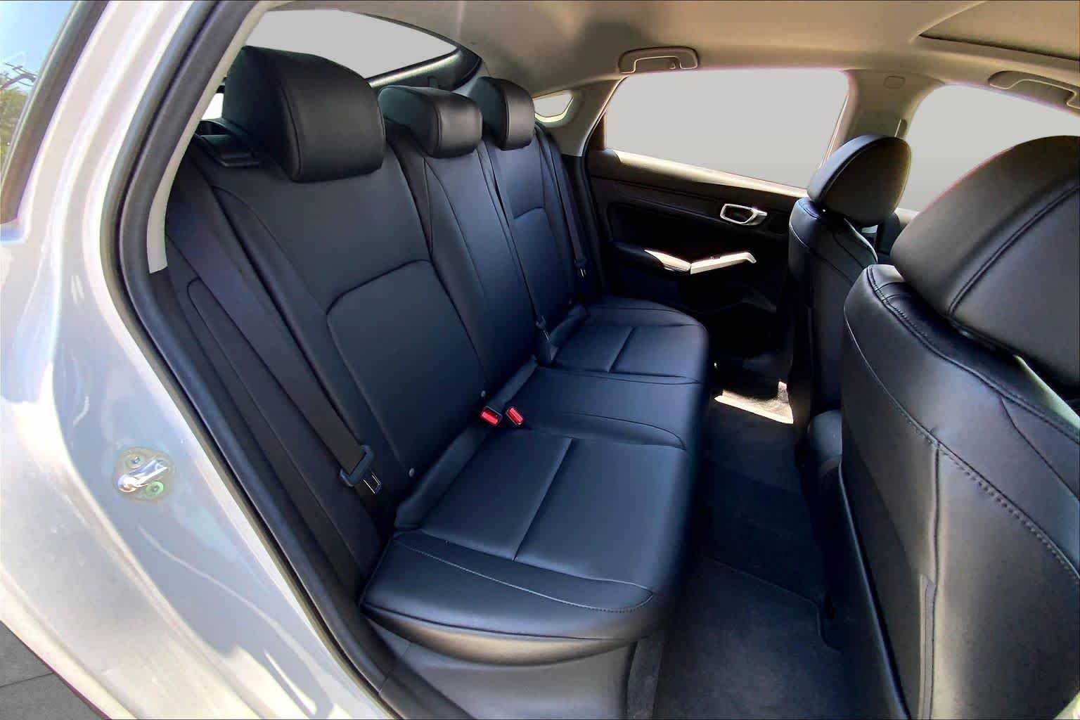 Used 2026 Platinum White Pearl Acura  image 19