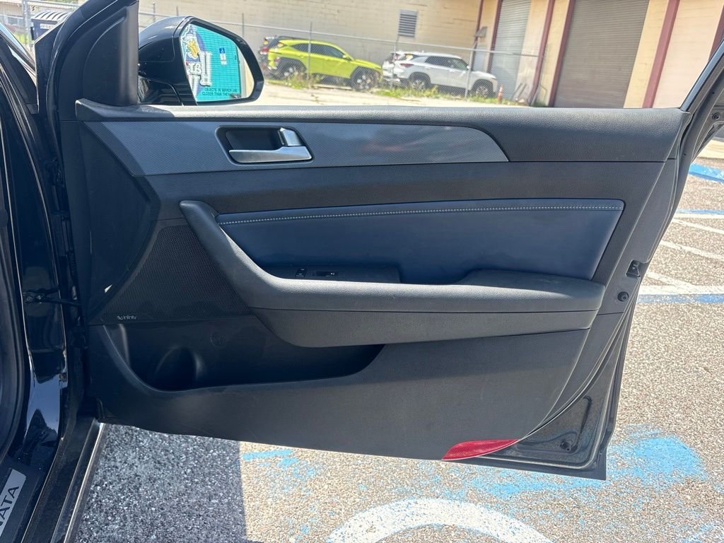Used 2017 Black Hyundai Limited image 20