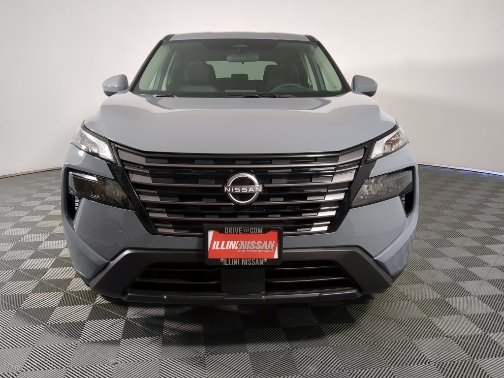 New 2026 Boulder Gray Pearl Nissan SV image 4
