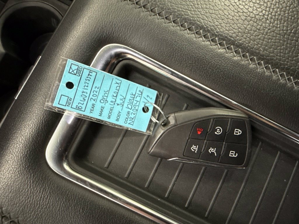 Used 2022 Black GMC Denali image 38