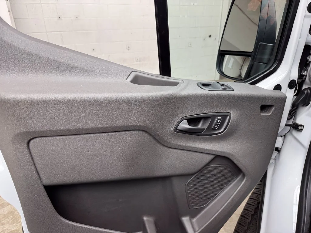 Certified Used 2025 Oxford White Ford Base image 11