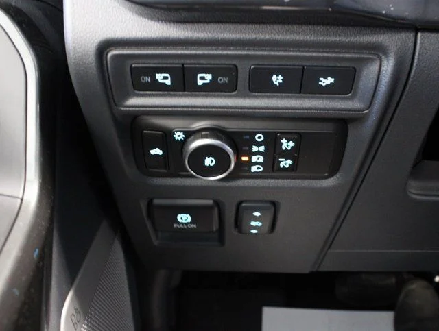 New 2023 Carbonized Gray Metallic Ford XLT image 20