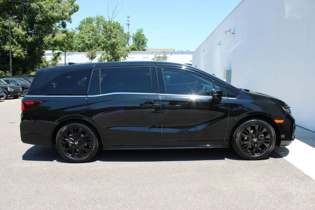 Used 2025 Black Honda Sport-L image 34