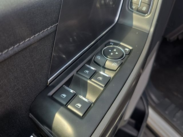 Certified Used 2024 Avalanche Ford Lariat image 10