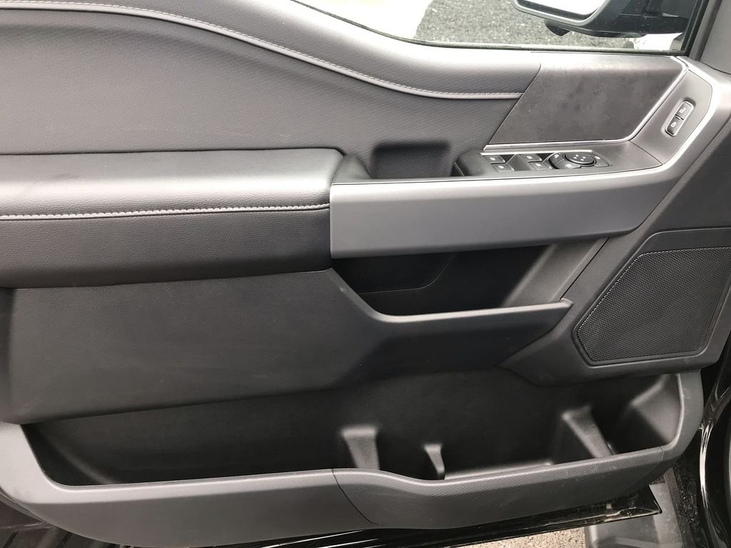 New 2026 Black Ford XLT image 13