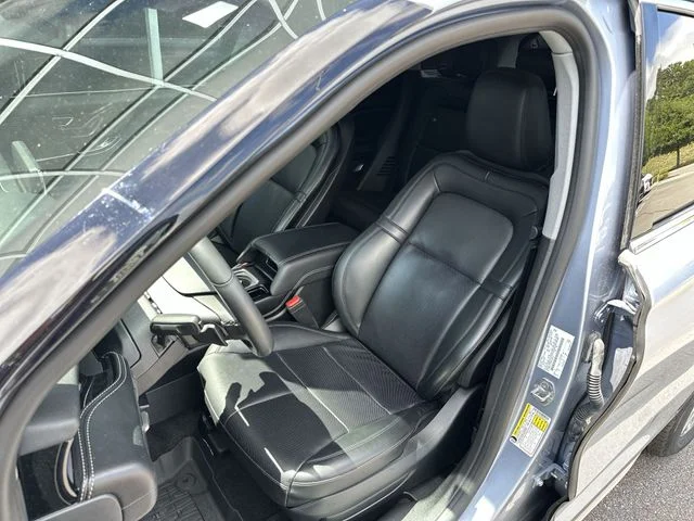 Used 2022 Blue Lincoln Standard image 12