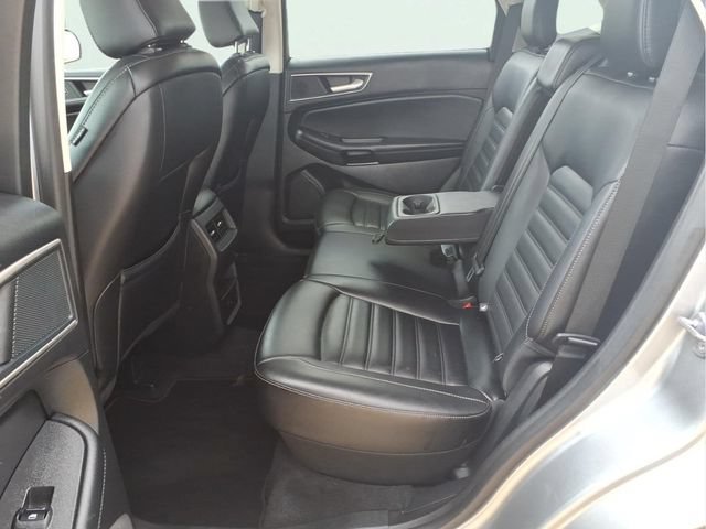 Used 2024  Ford SEL image 16