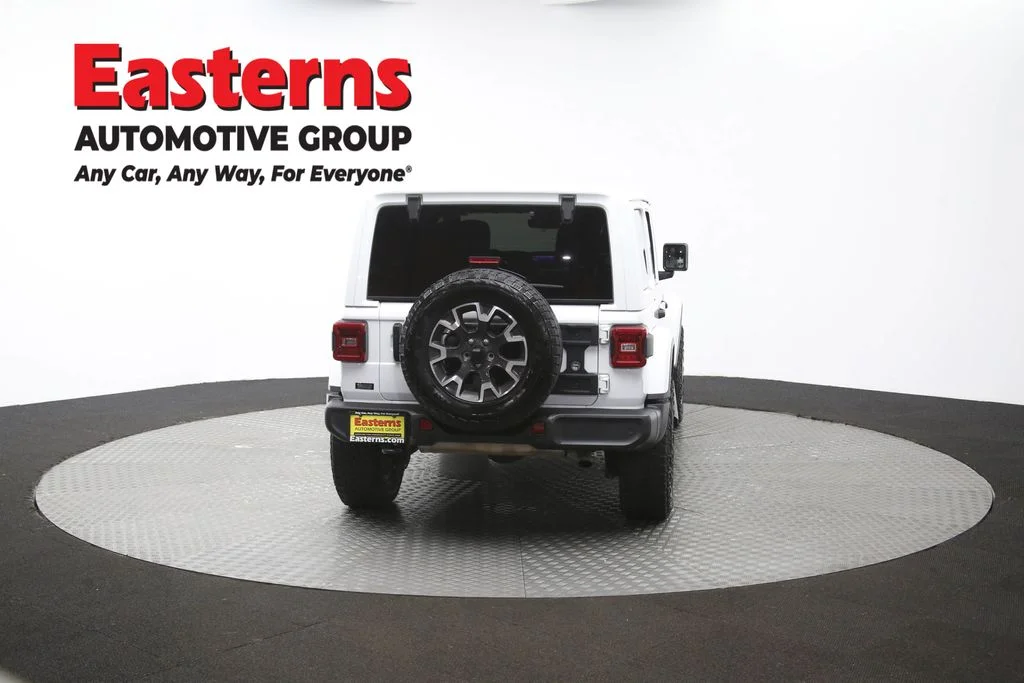 Used 2024 White Jeep Sahara image 37