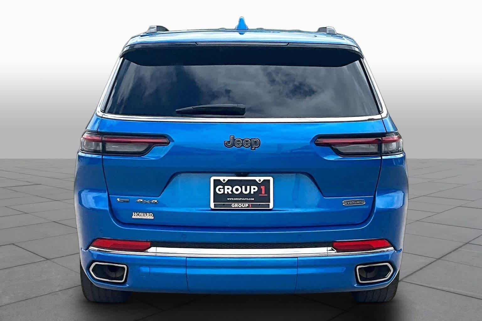 Used 2023 Hydro Blue Pearlcoat Jeep Overland image 5