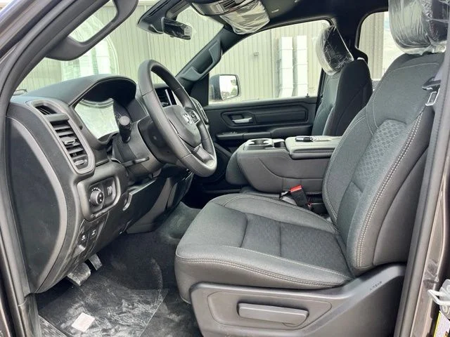 New 2026 Granite Crystal Metallic Clear-Coat Exterior Paint RAM Warlock image 15