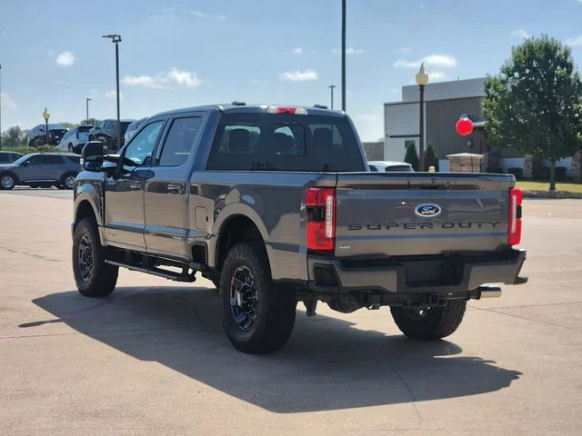 Used 2024 Gray Metallic Ford Lariat image 4