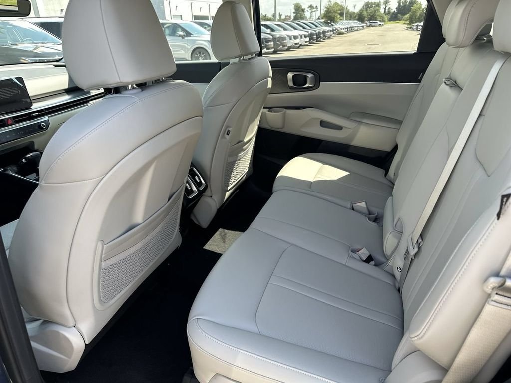2026 Kia Sorento S - Photo 13