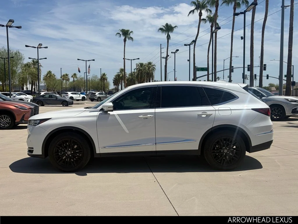 Used 2025 White Acura Technology Package image 3